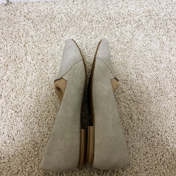 Faux leather flats - Picture 1 of 3